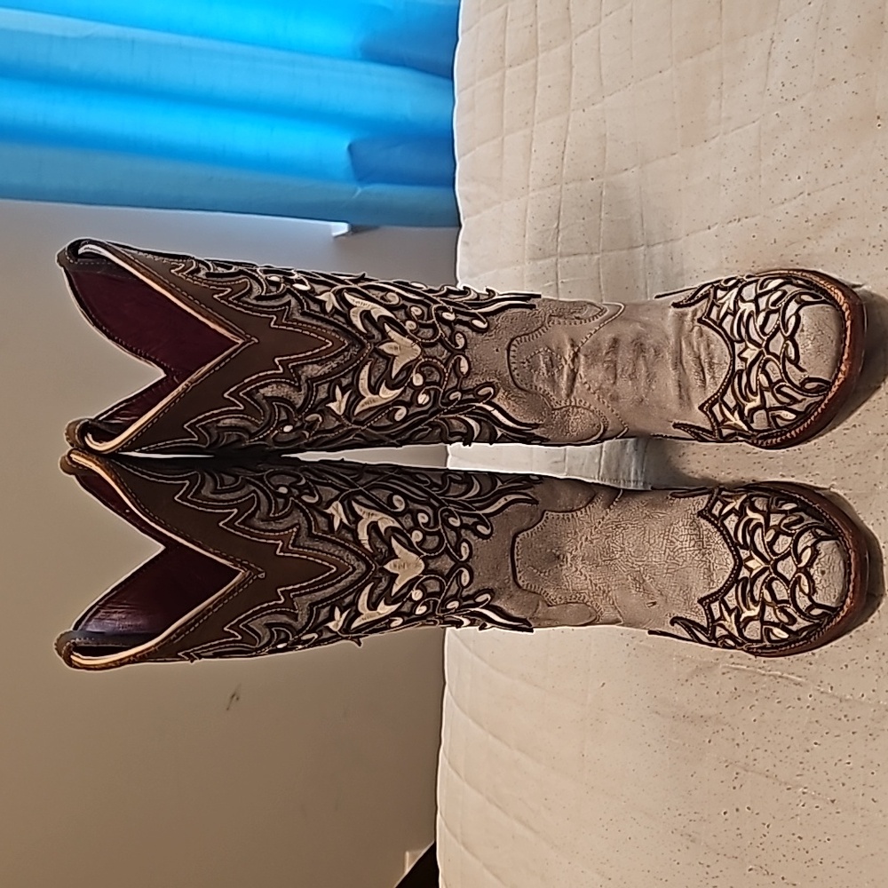 Mexican Ferrini Snip toe leather boots